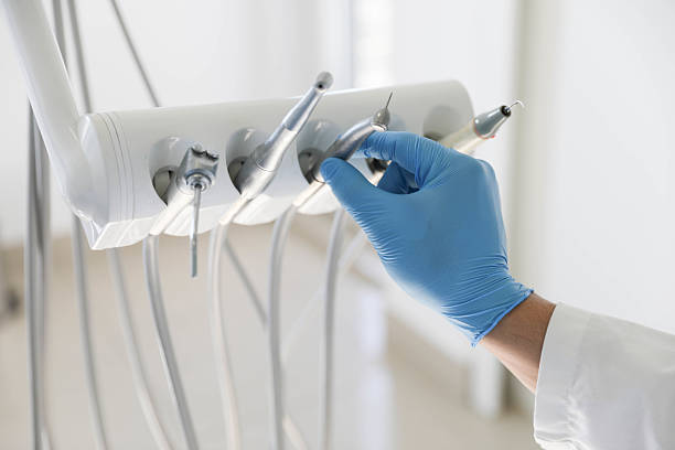 Professional Dental Veneers technician working in Puyallup, WA
